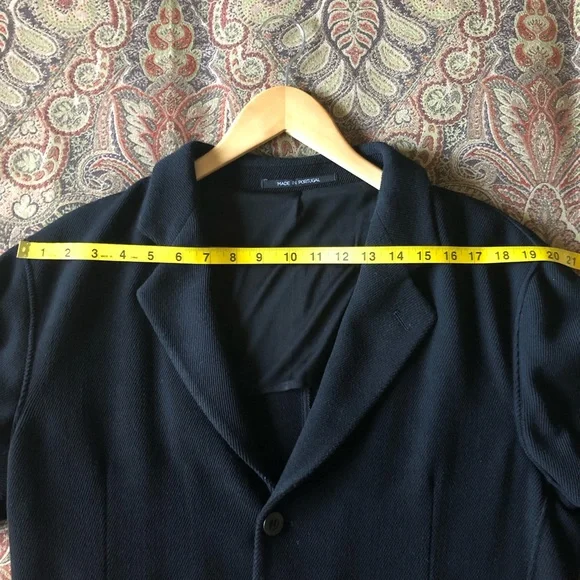 Armani Collezioni Men’s Black Sports Coat - Picture 6 of 9